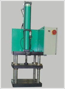 找氣液增力缸-氣液增壓缸價(jià)格/上海達(dá)諾爾機(jī)械設(shè)備的四柱式?jīng)_壓機(jī)MA/MAG系列-四柱式?jīng)_壓機(jī)價(jià)格_四柱式?jīng)_壓機(jī)廠家價(jià)格、圖片、詳情,上一比多_一比多產(chǎn)品庫(kù)